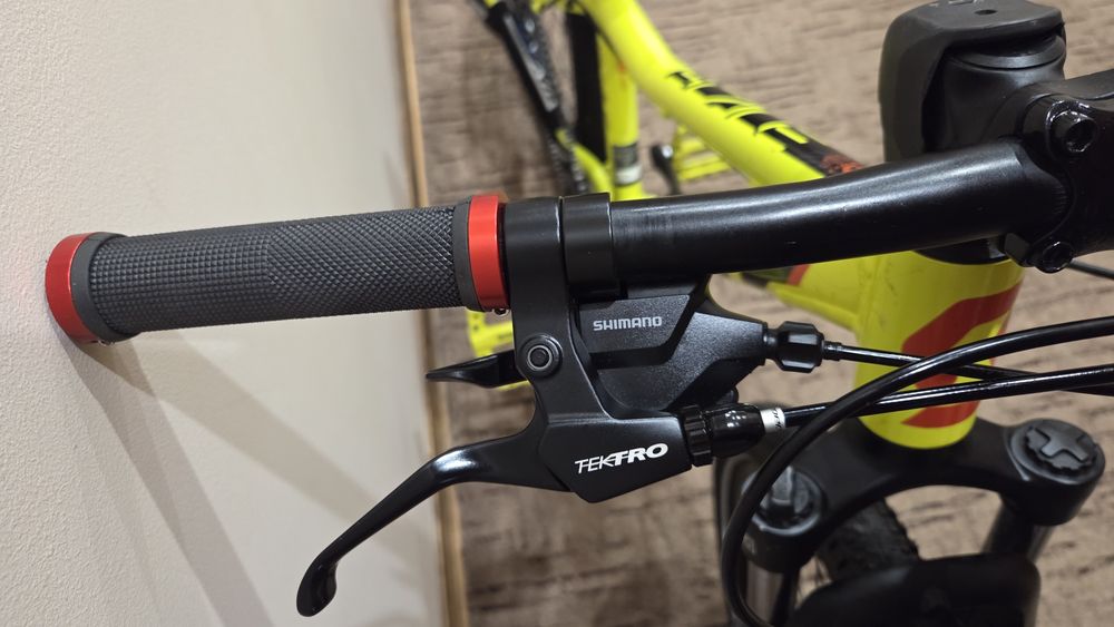 Rower młodzieżowy SCOTT  kola 24 shimano