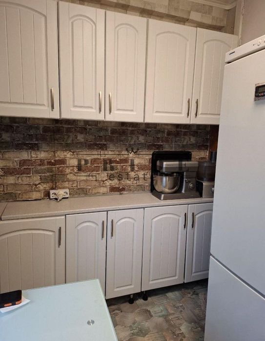 Продається 2-кімнатна квартира біля м. Чернігівська! вул. Солов’яненка