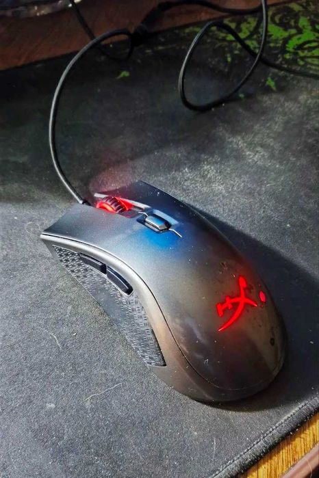 Мишка HyperX Pulsefire FPS Pro