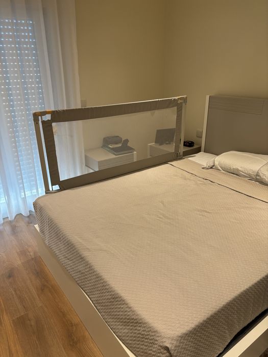 Barreira proteção cama, para bebés.