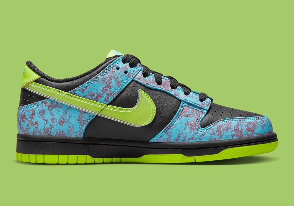 Оригінал Кросівки Nike Dunk Low SE DV1694-900 EUR 38