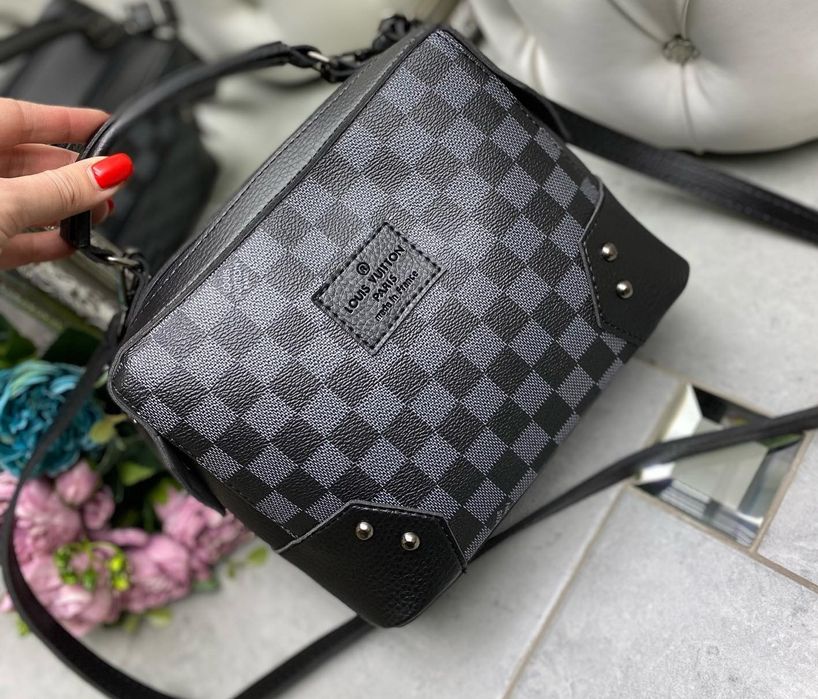 Продам новую женскую сумку Louis Vuitton