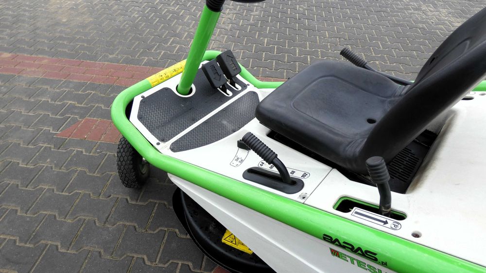 Traktorek kosiarka ETESIA Bahia HONDA (260204.6) - Baras