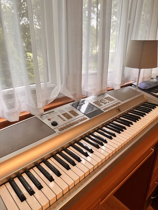 Yamaha DGX 305 Key.