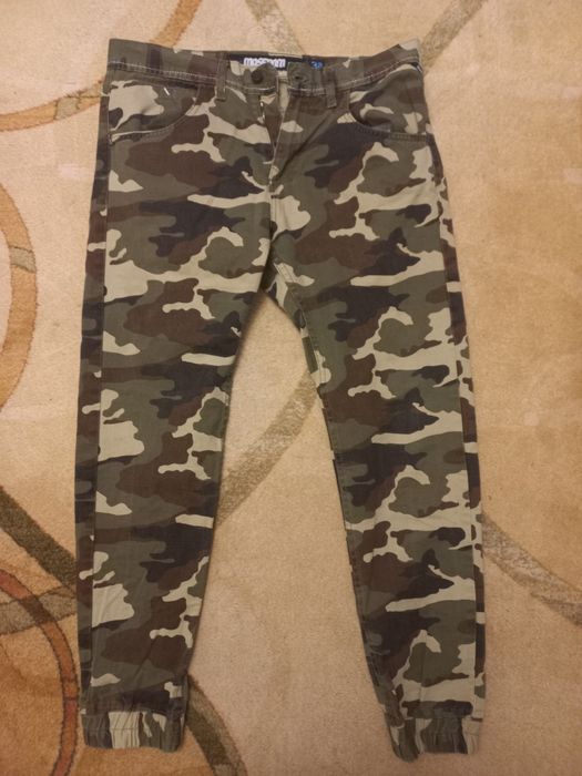 Spodnie moro Mass Dnm