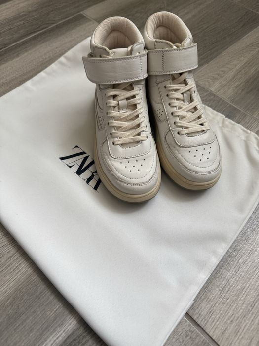 Кросівки, хайтопи, кеди Zara