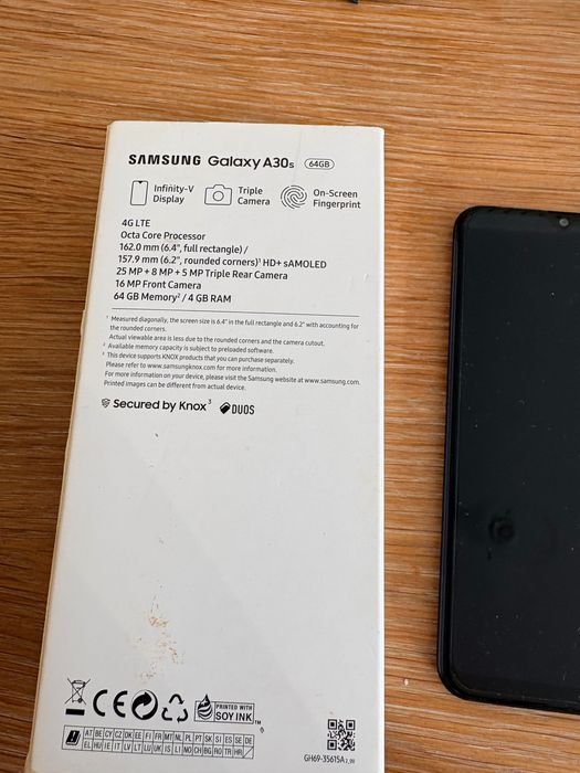 Samsung galaxy A30s 64 GB