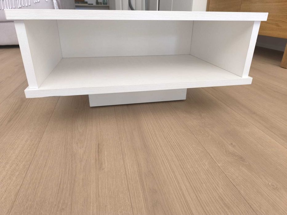 Mesa baixa de centro Antarte