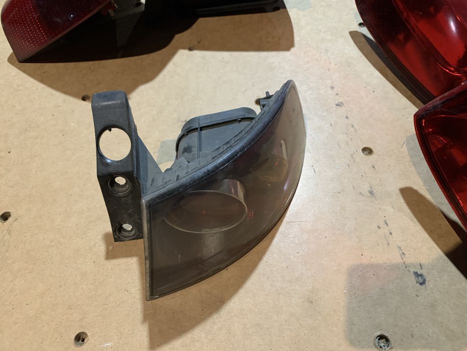 Farolim direito Seat Ibiza 6L