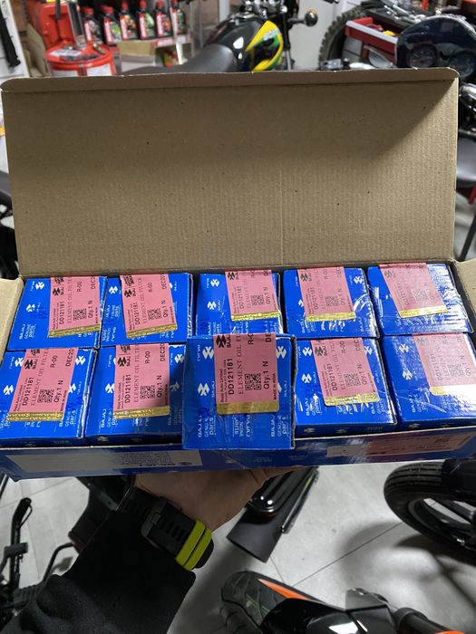 Масляний фільтр Bajaj Boxer 125-150 оригінал, наявність