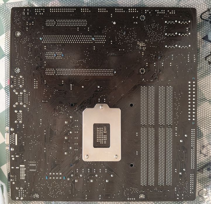 Kit ASUS P8H67-M + Intel Core i5-3570 + Sound Blaster