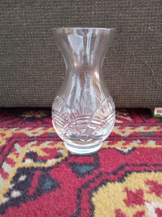 Нова хрустальна ваза маленька