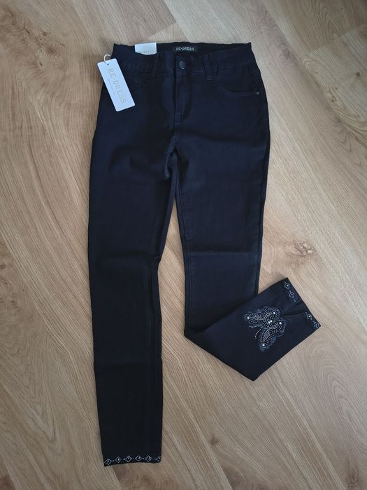 Nowe damskie spodnie M