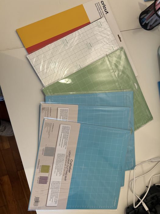 Cricut explore 3 como nova