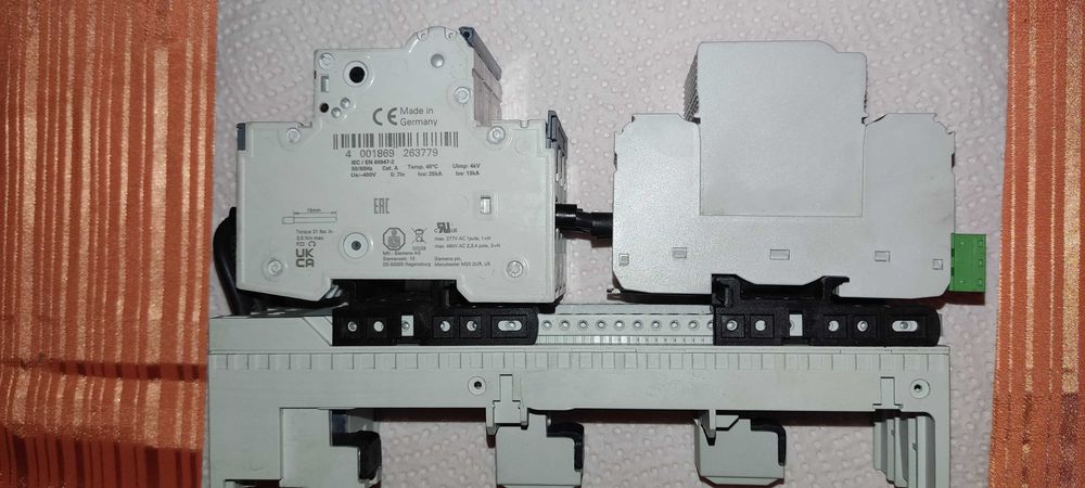 VAL-CP-MOSO 60-3C-FM - Ograniczniki przepięć typu 2 C63A 5SY8363-7