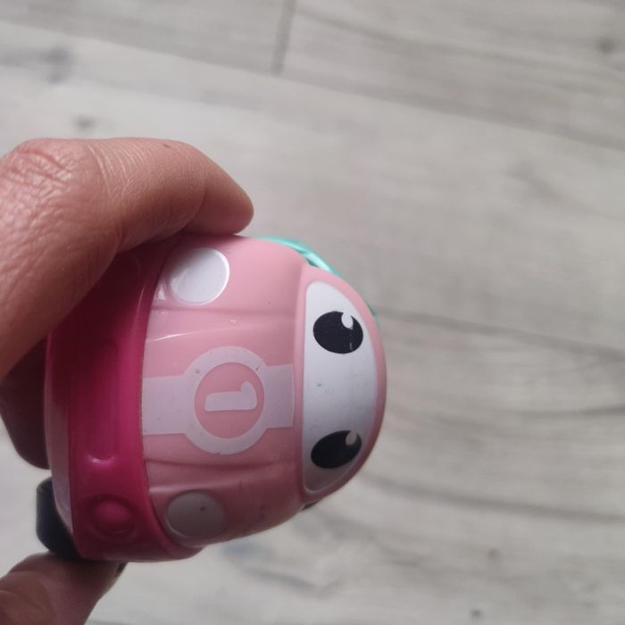 Oball go grippers różowy samochodzik autko dla dziewczynki