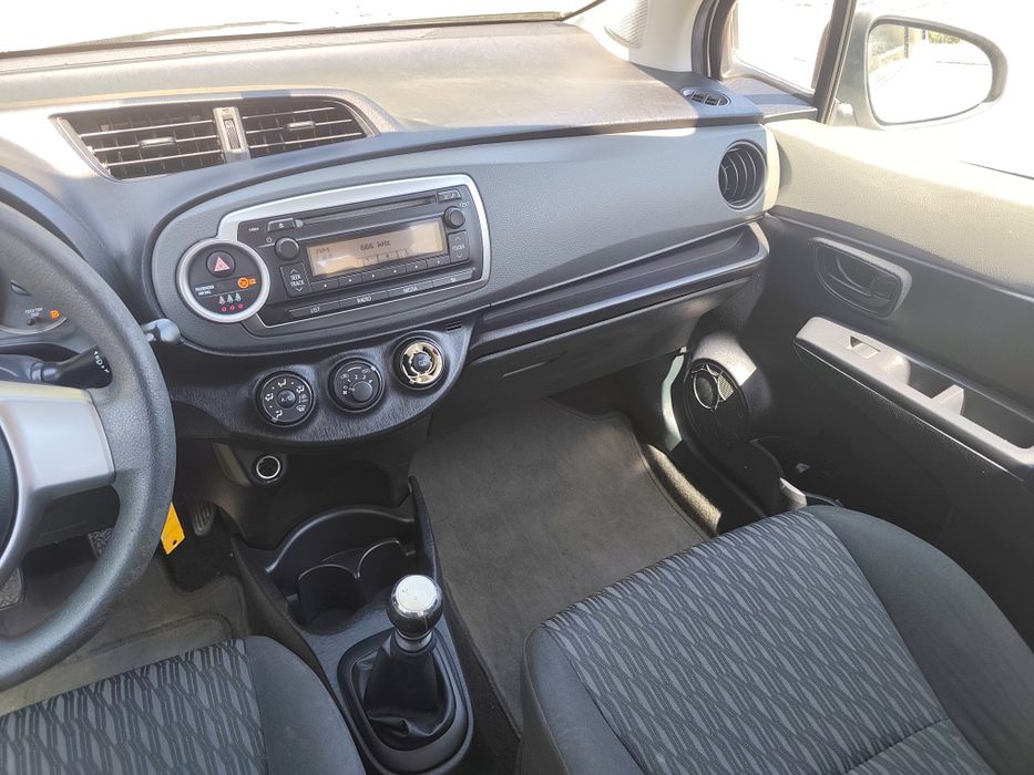 Toyota Yaris 1.4 D-4D 90 CV | 2012 | Muito Económico | Excelente Estado
