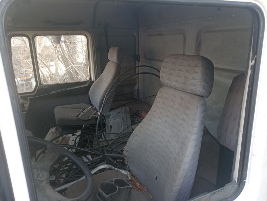 Продам кабину МАN F90