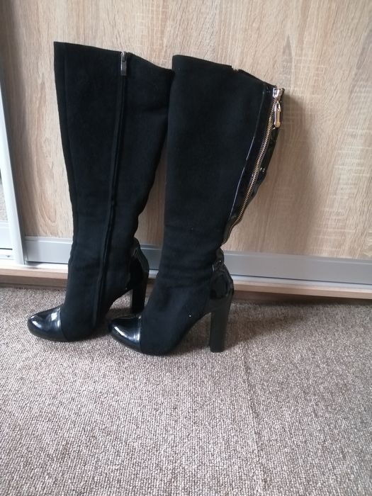 Чоботи зимові жіночі