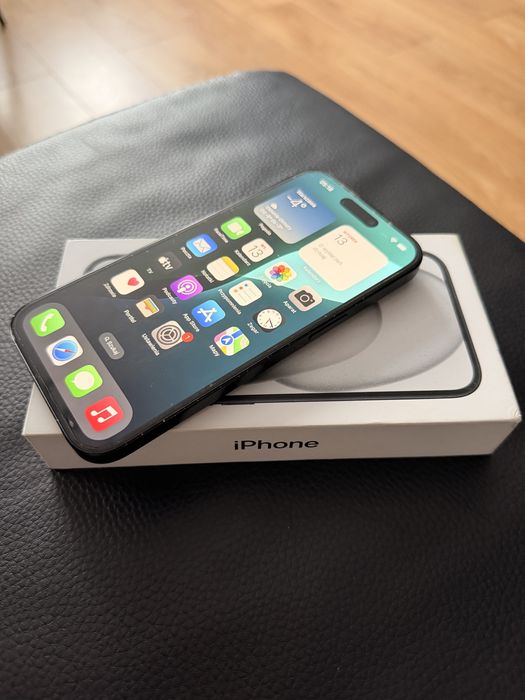 Sprzedam iPhone 15  128 GB - Black - bateria 85%