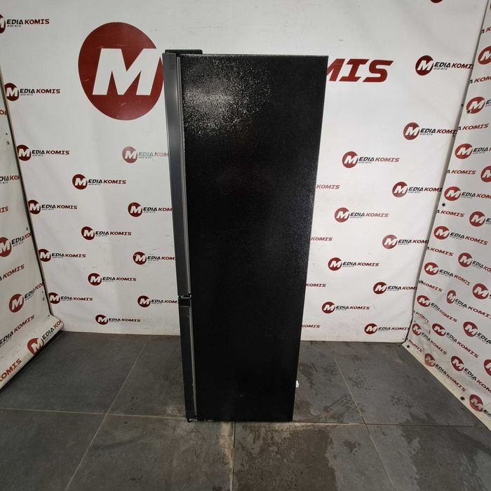 Lodówka Chiq FBM157L42 [2 lata gwar] E/144cm wys/157litrów/39dB [7]