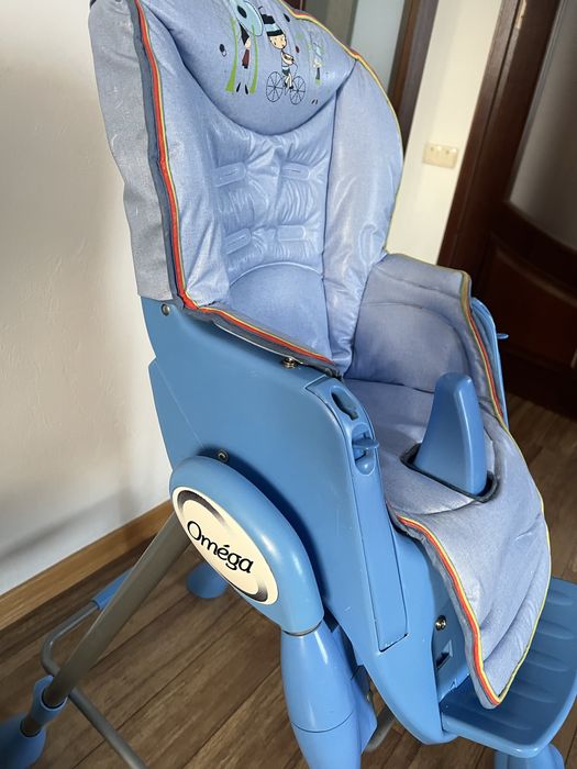 Стільчик для годування