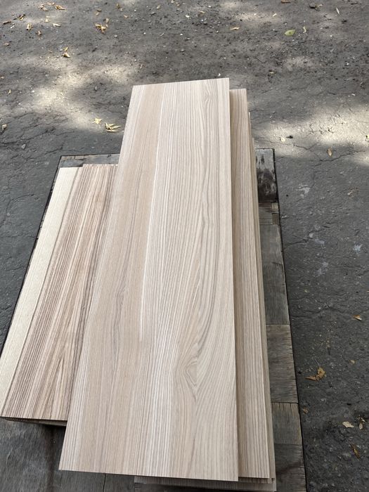 Сходи та підсходинки з масиву дерева від виробника