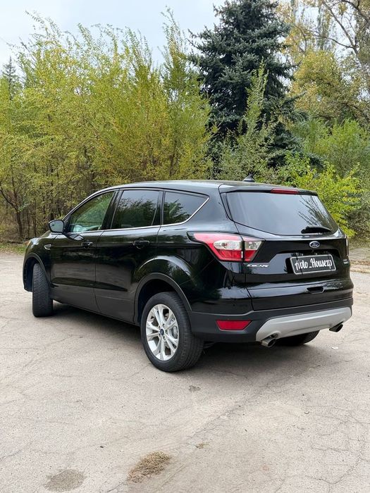 продам Ford Escape