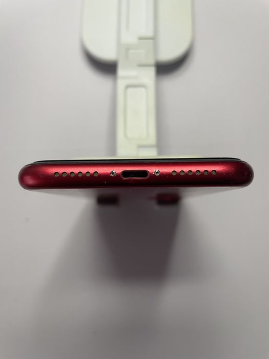 IPhone 11 vermelho
