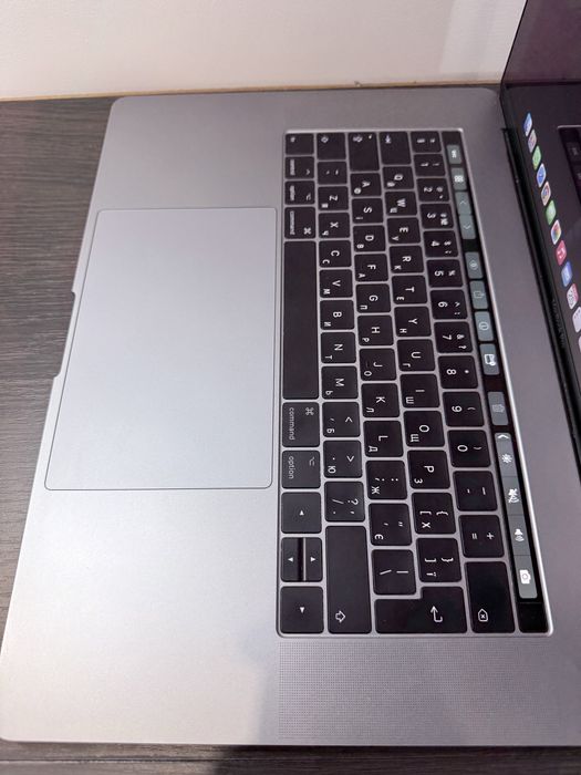 Macbook Pro 15’   SSD 500 Gb ,  intel i7(2,9GHz) ,  oзп- 16Gb