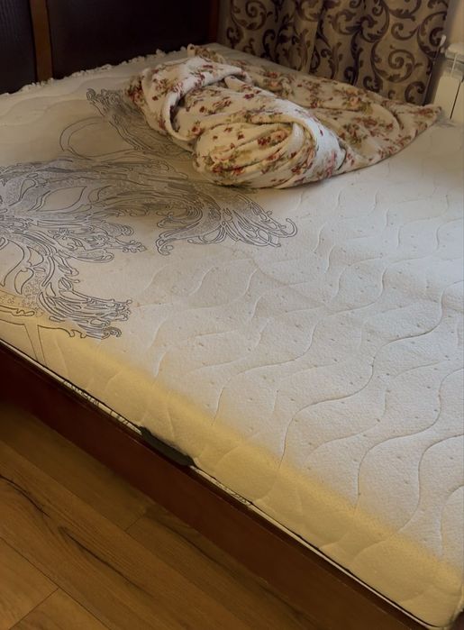 Самовивіз матрас 2022р,потребує клінінгу,ліфт,генератор