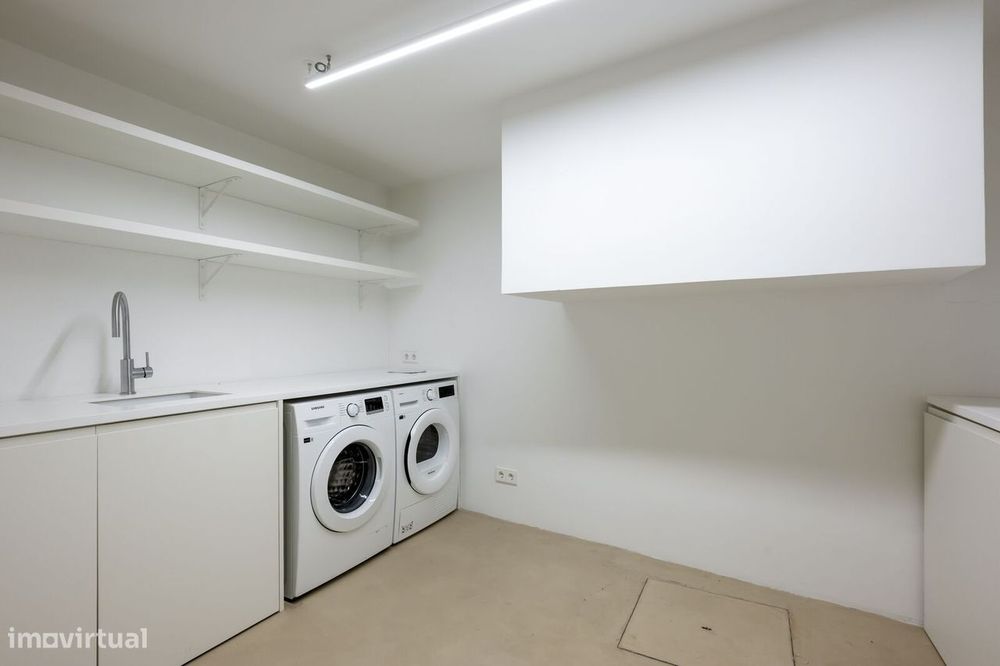 Moradia T4 com jardim, Lapa, Lisboa