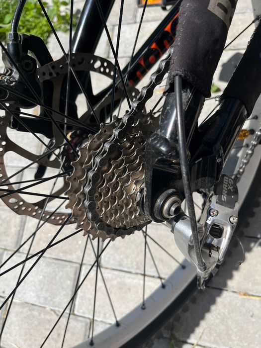 Двопідвіс Mongoose, Fox, Marzocchi