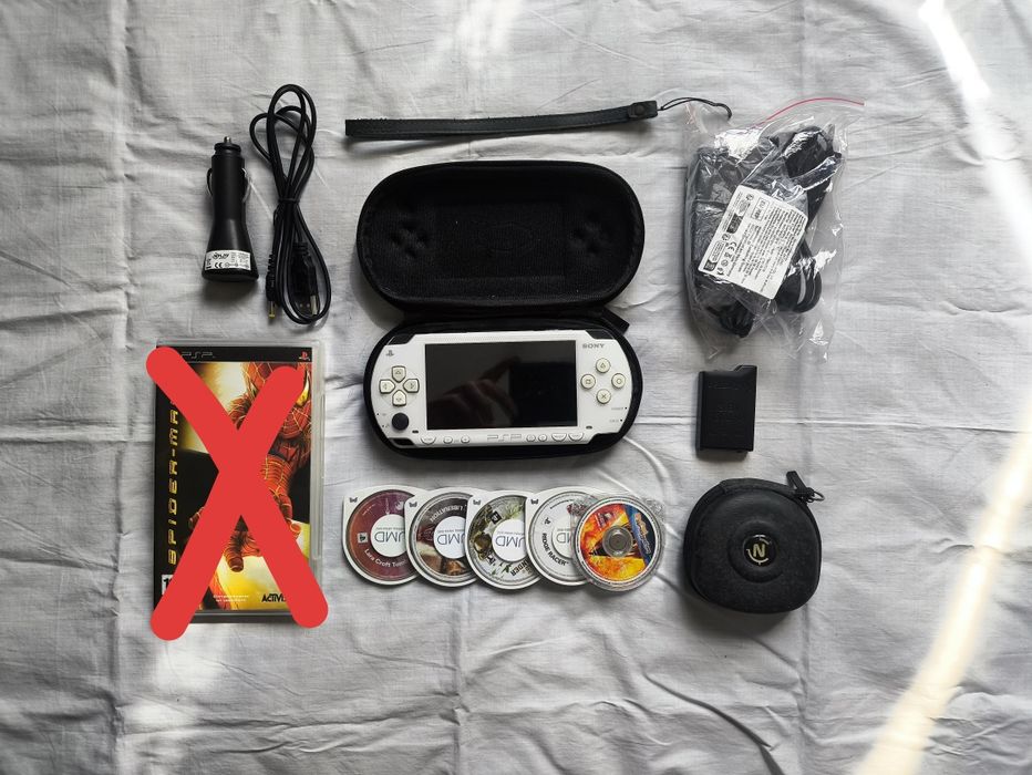PlayStation Portable (PSP 1000) Branca + Extras