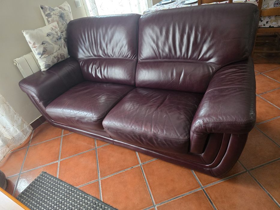 Conjunto sofa pele 3+2