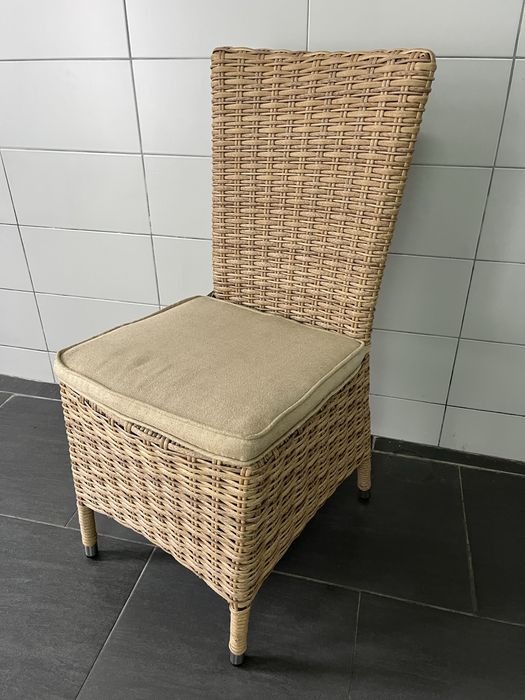 Vendo mesa de exterior e 6 cadeiras