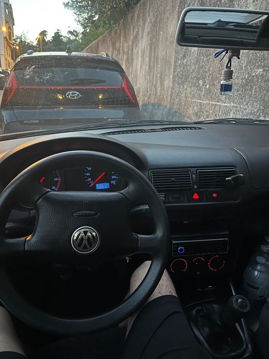Vendo golf 2001 não negocio o preço
