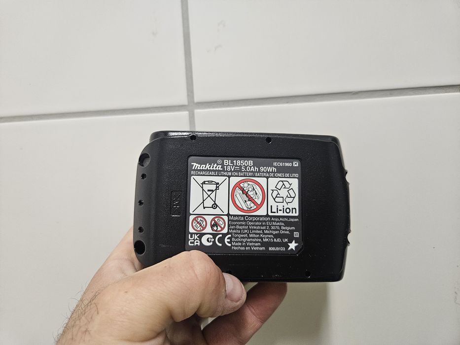 Fabrycznie nowa bateria Makita 5.0 ah 18v