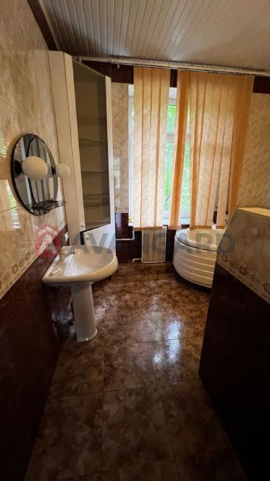 Велика квартира в цетрі міста