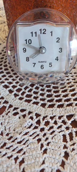 Zegarek budzik mały