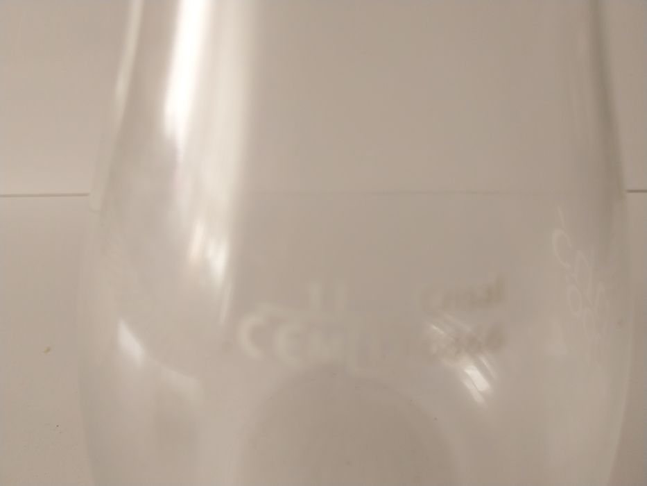 Garrafas, decanter e outros [NEGOCIÁVEL] a partir de