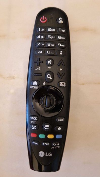 Smart TV UHD Led 49'' - LG + Móvel de TV (como novos)