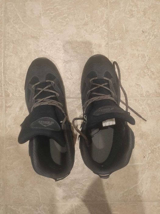 Черевики НОВІ для туризму, активного відпочинку водостійкі.44
McKinley