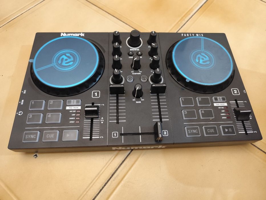 Numark Party Mix