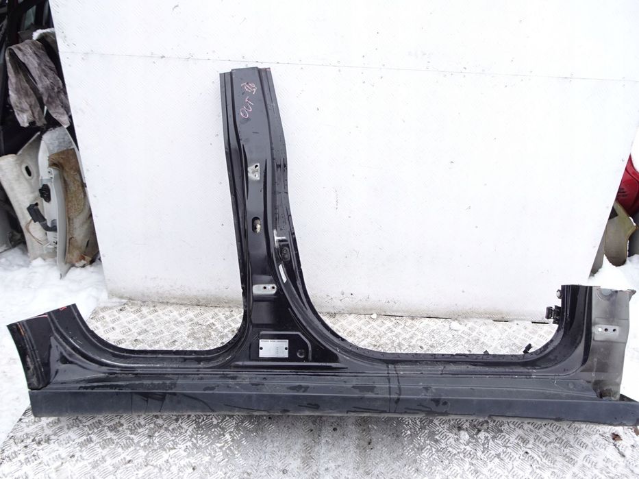 próg prawy mitsubishi outlander iii x42