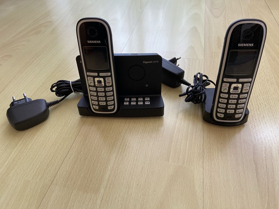 Bezprzewoodowy telefon stacjonarny niemieckiej firmy Siemens .