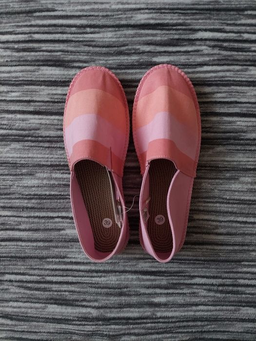 Nowe espadryle damskie