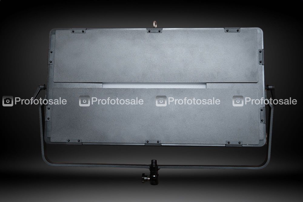 Світло LED панель SWIT CL-120D