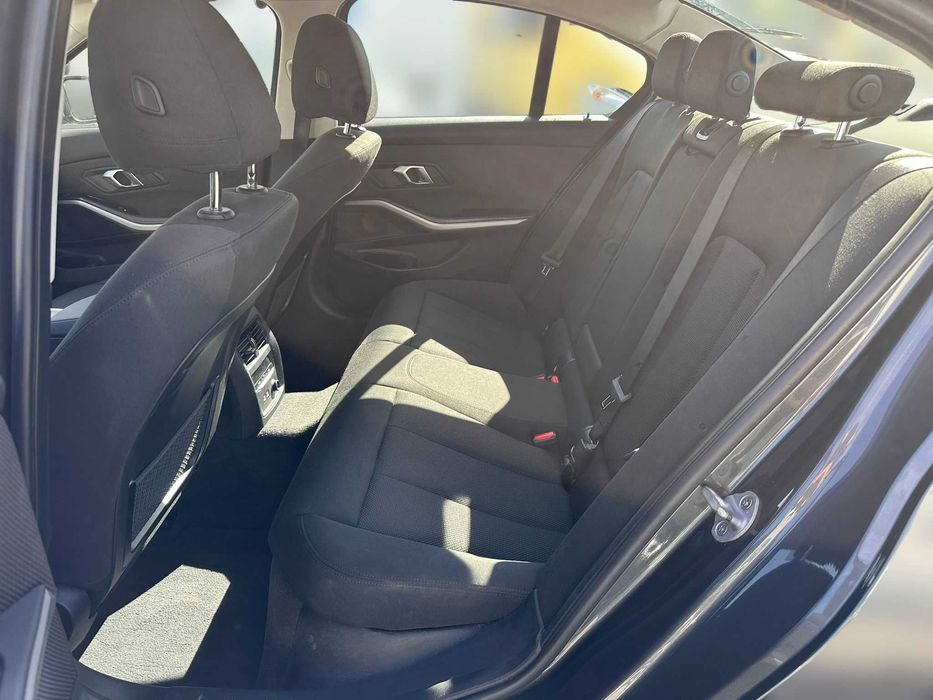 BMW 330 e Plug-in-Hybrid 292 cv  215 kW de 2019 Salvado