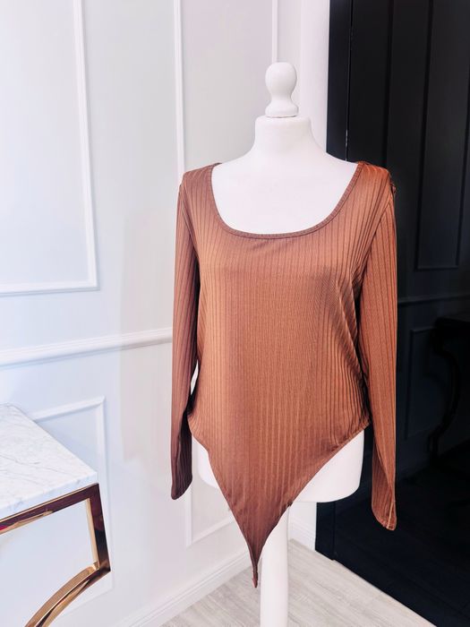 Eleganckie body w kolorze brązowym - rozmiar 2XL